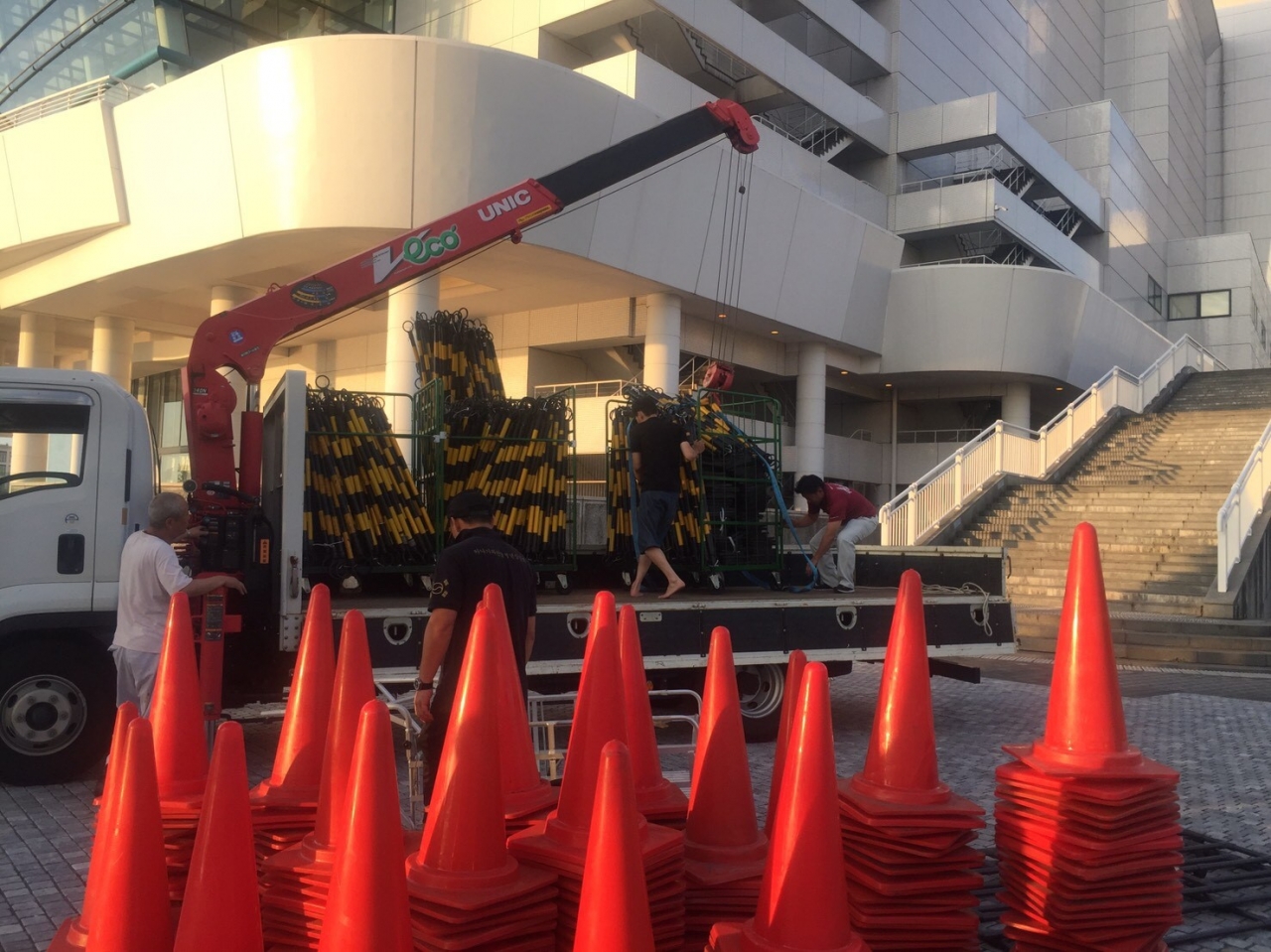 サマコン@ギネス設営_18